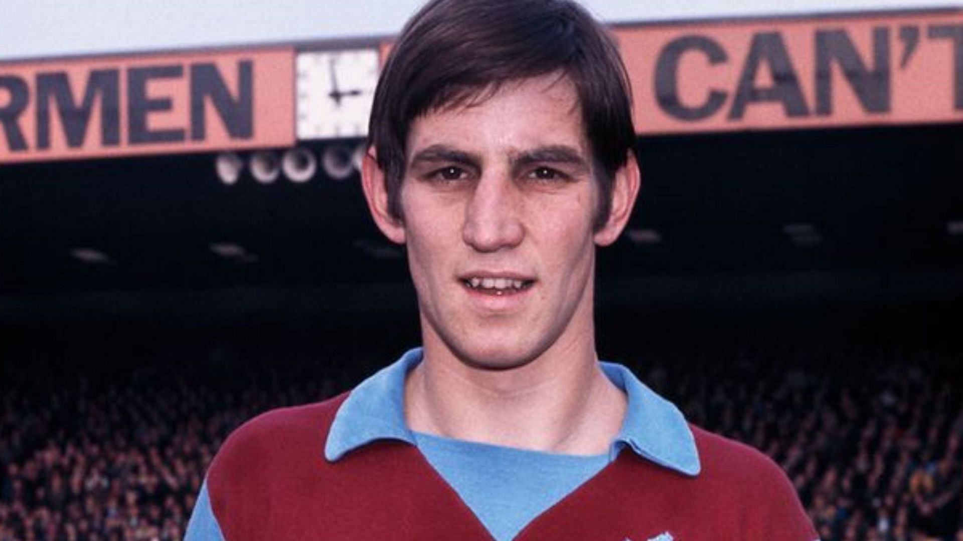 Chris Nicholl died at 77, the former Aston Villa captain (Image via AVFC Officials)