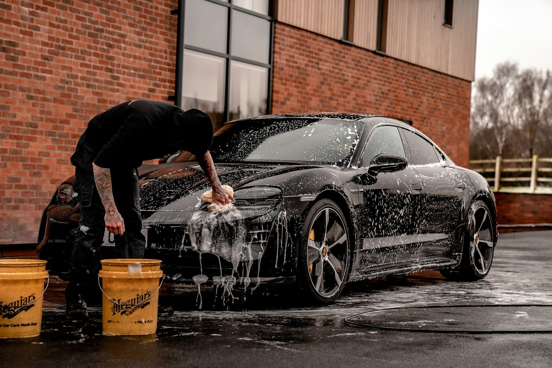 A representative image of car wash is used. (Image via Unsplash)