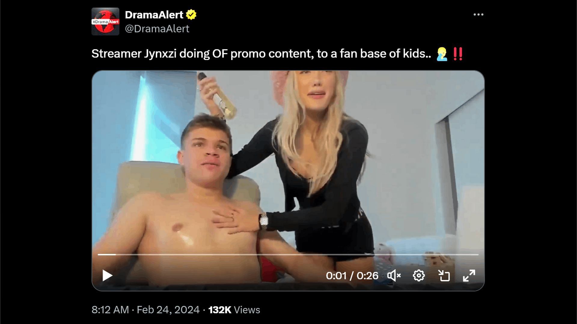 Jynxzi is receiving criticism following his OF promotional stream (Image via DramaAlert/X)