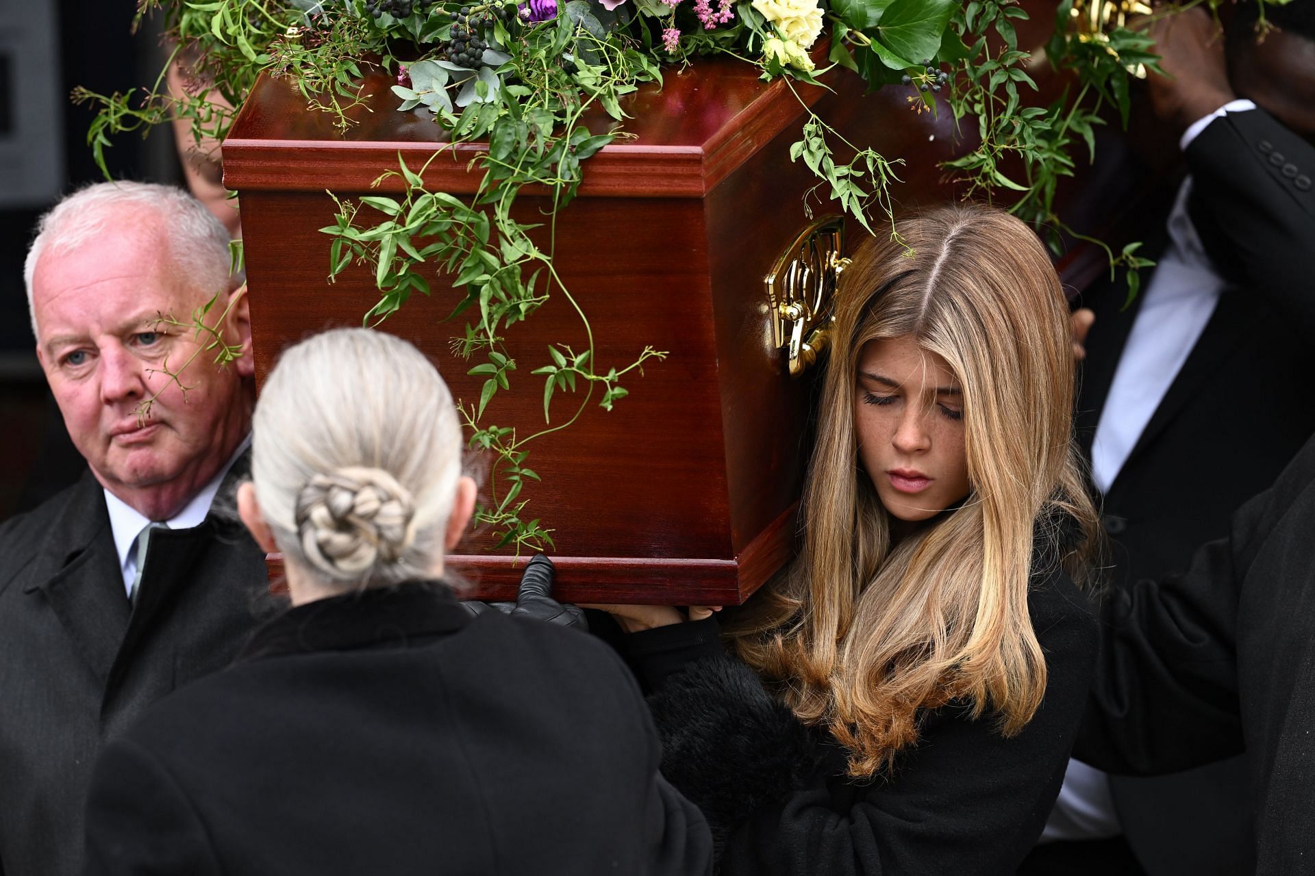 Darcey was one of the pallbearers at her father&#039;s funeral (Image via Getty Images)