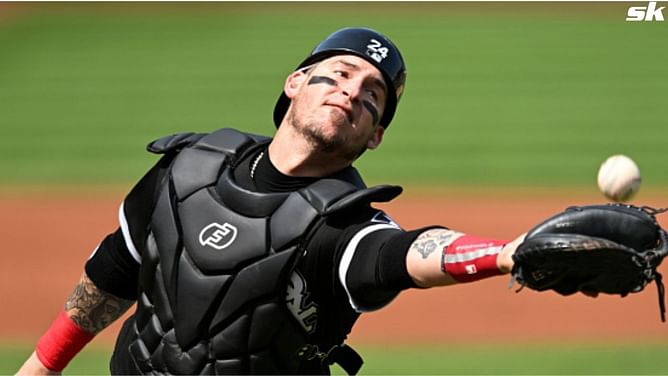 "They’re really trying to win this year’s trade deadline" - Fans unsure about former All-Star Yasmani Grandal's reported $2,000,000 Pirates deal