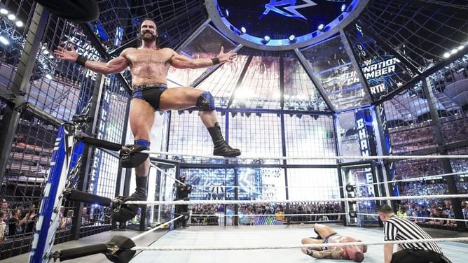 [WATCH] Seth Rollins' live reaction to Drew McIntyre winning the Men's Elimination Chamber Match