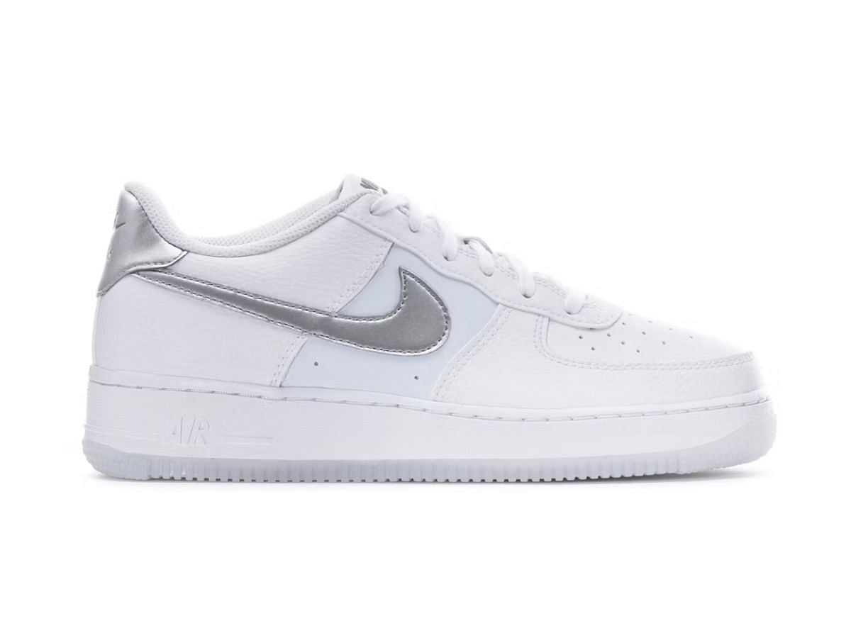 The Air Force 1 Low &quot;White Football Grey&quot; (Image via StockX)