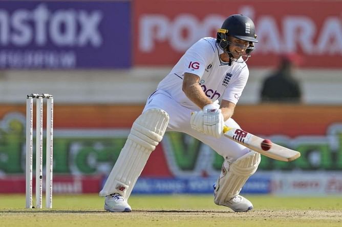 IND vs ENG: ‘वह बैजबॉलर नहीं हैं...’ जो रुट के खराब शॉट खेलकर आउट होने पर भड़के इंग्लैंड के पूर्व खिलाड़ी