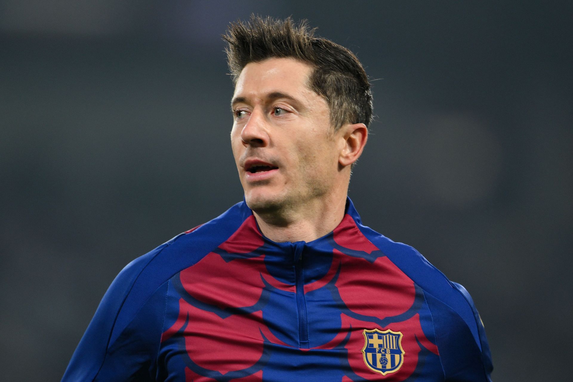 Barcelona make Robert Lewandowski decision as striker's poor form ...