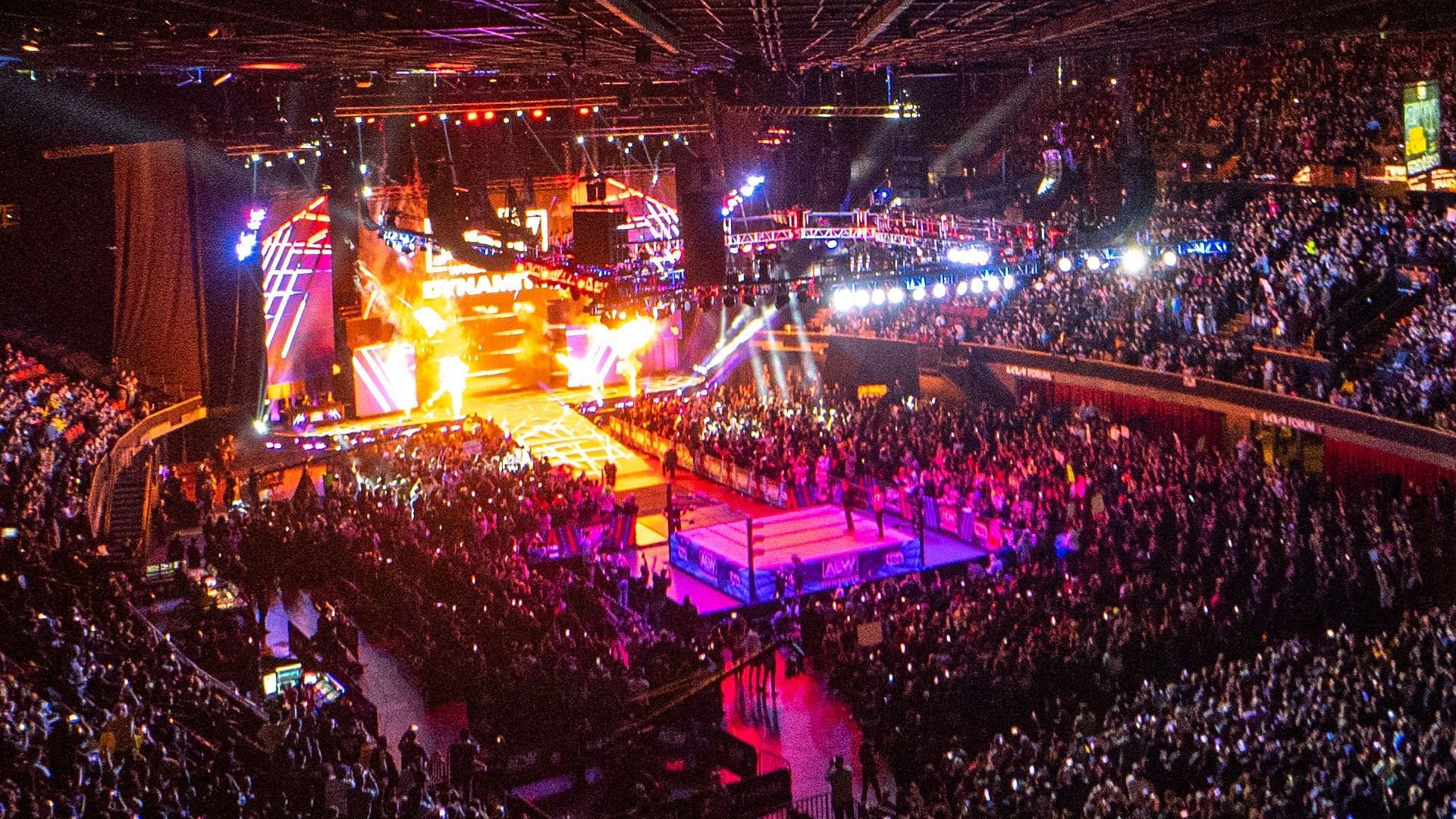 Fans pack the arena for a live taping of AEW Dynamite