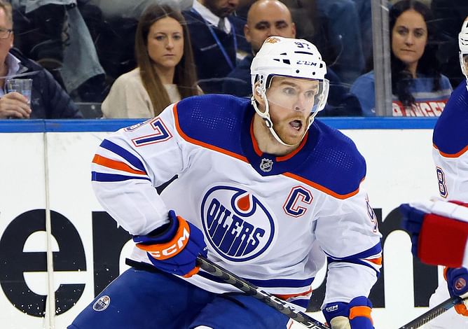 Pat McAfee in awe of Connor McDavid as he watches Oilers star live in Vegas