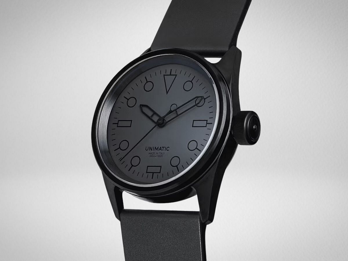 UNIMATIC New Modello Cinque watch (Image via Unimatic watches)