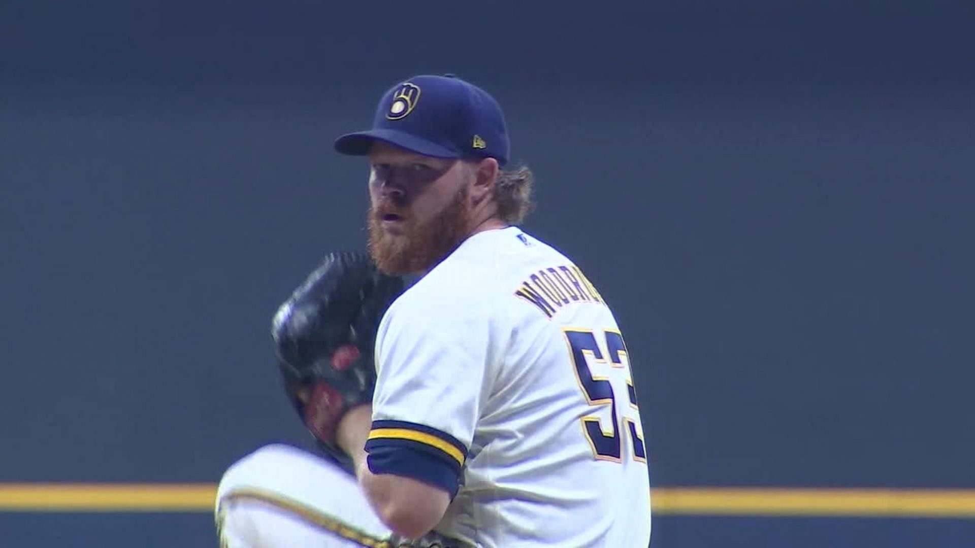 Brandon Woodruff pitching for the Milwaukee Brewers in a regular season game last year