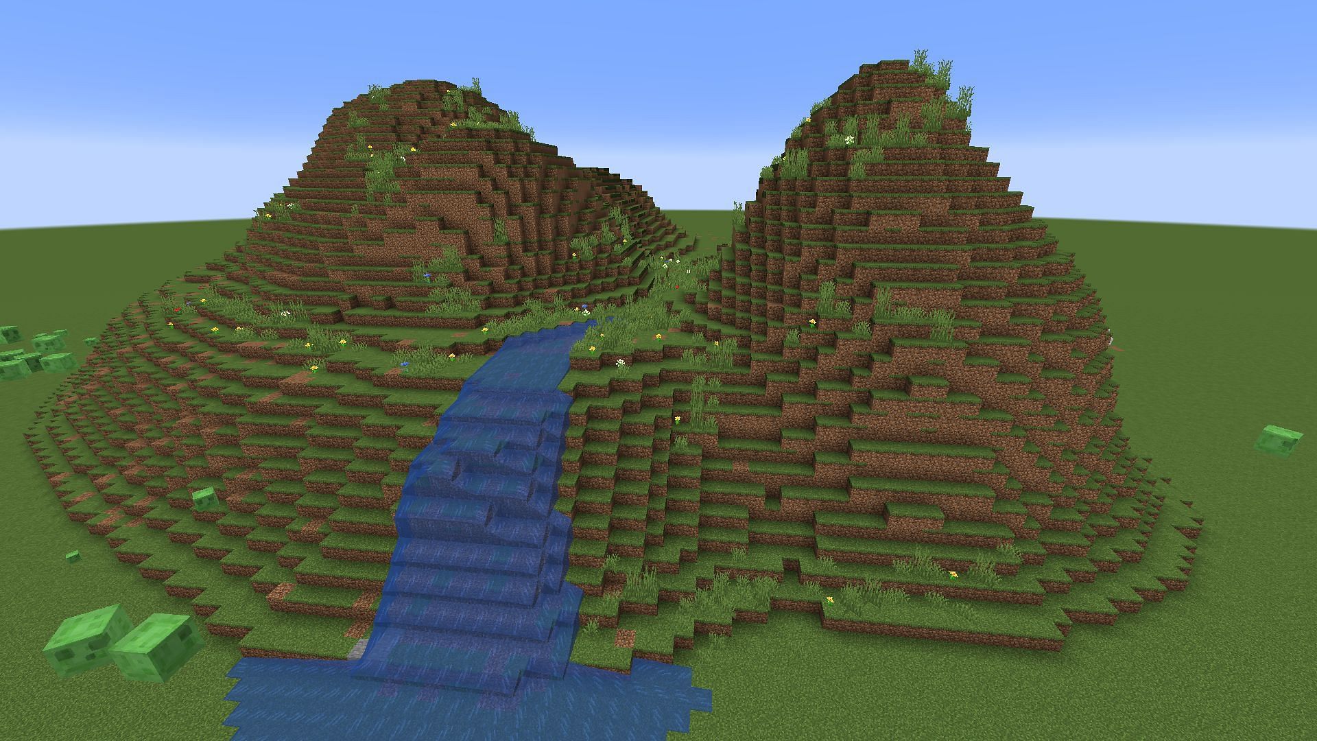 A basic hill built using Axiom in only a few minutes (Image via Mojang)