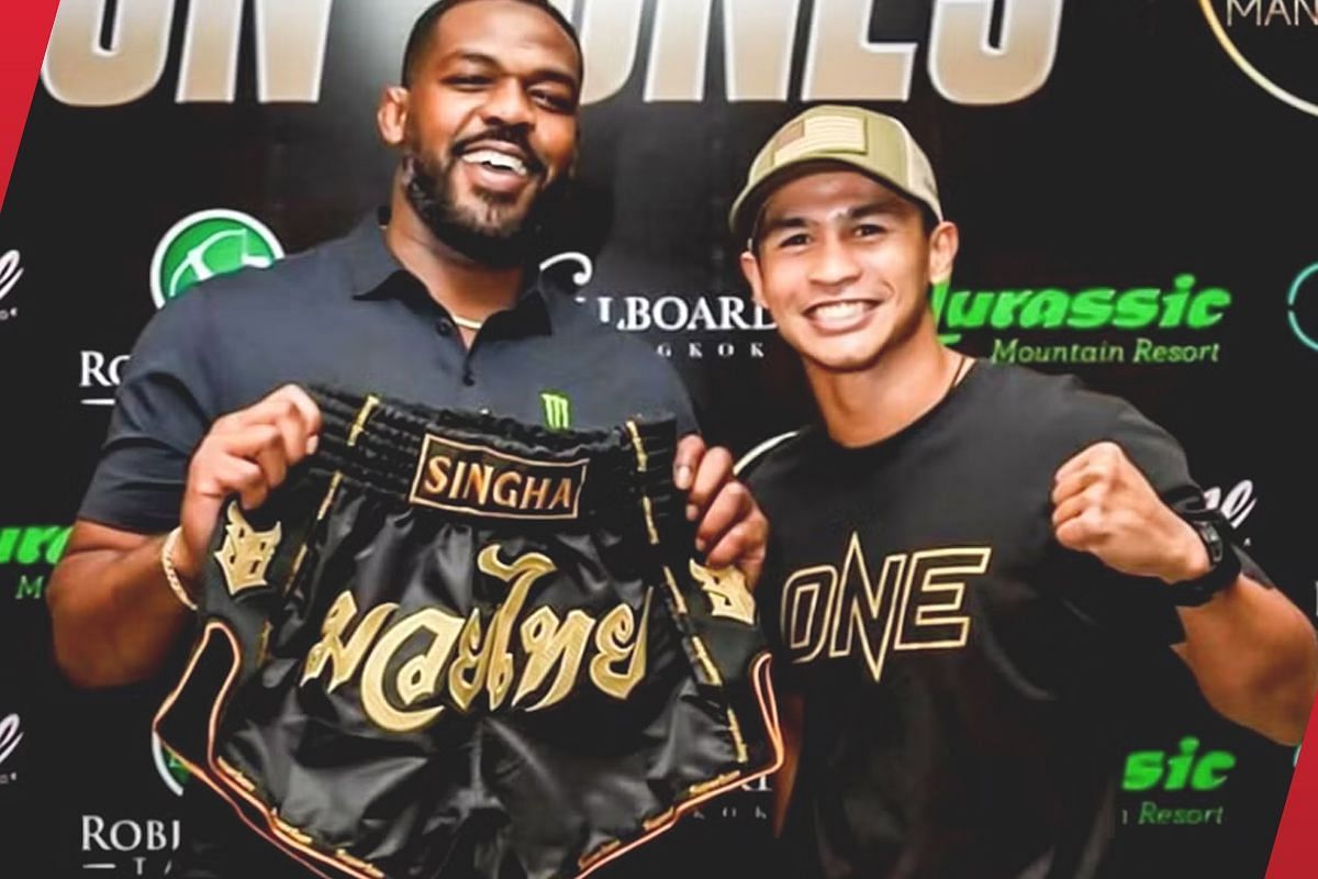 Jon Jones (L) with Superbon (R) 