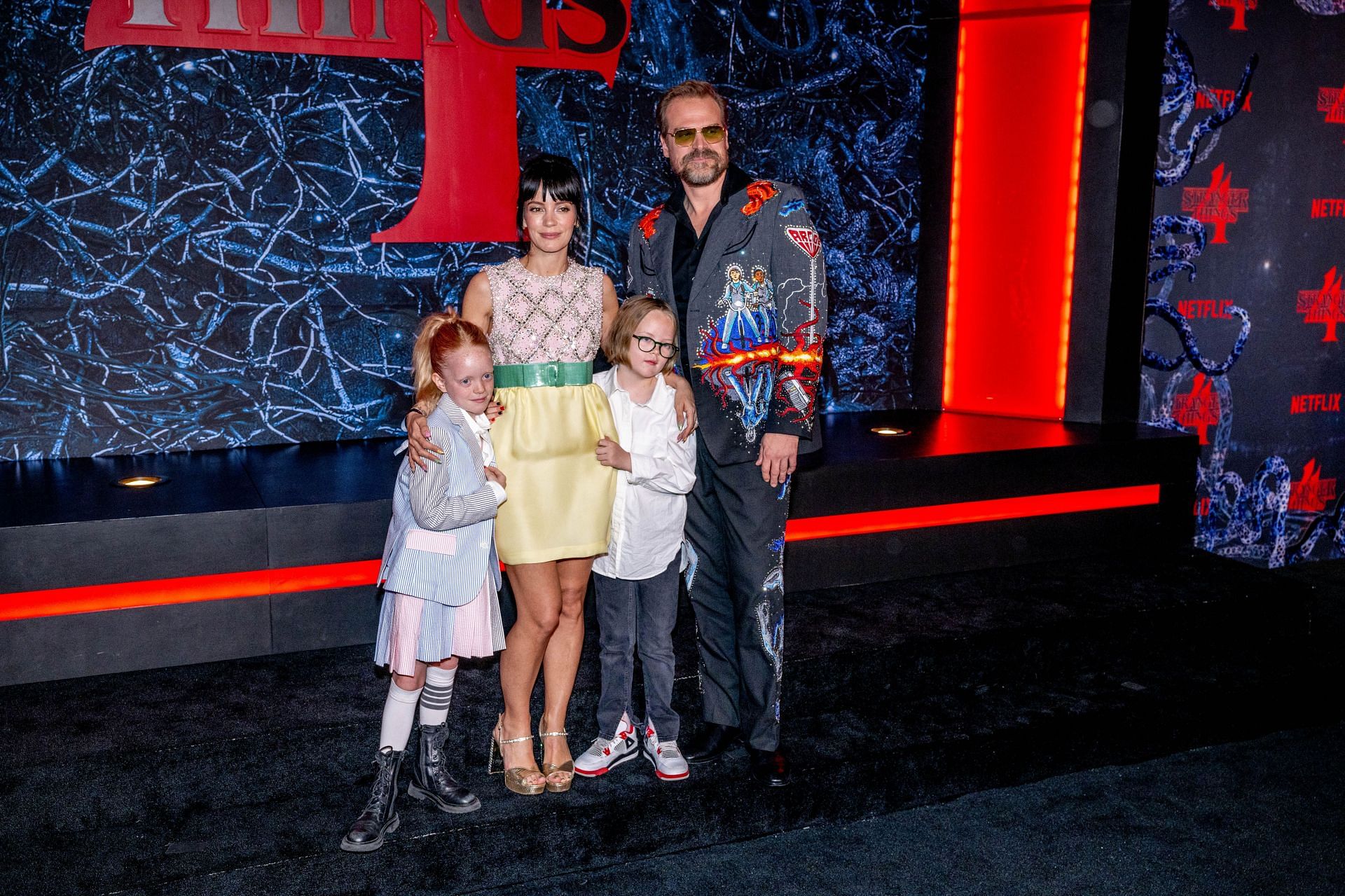 Lily Allen, David Harbour and their children (via Getty/Roy Rochlin)