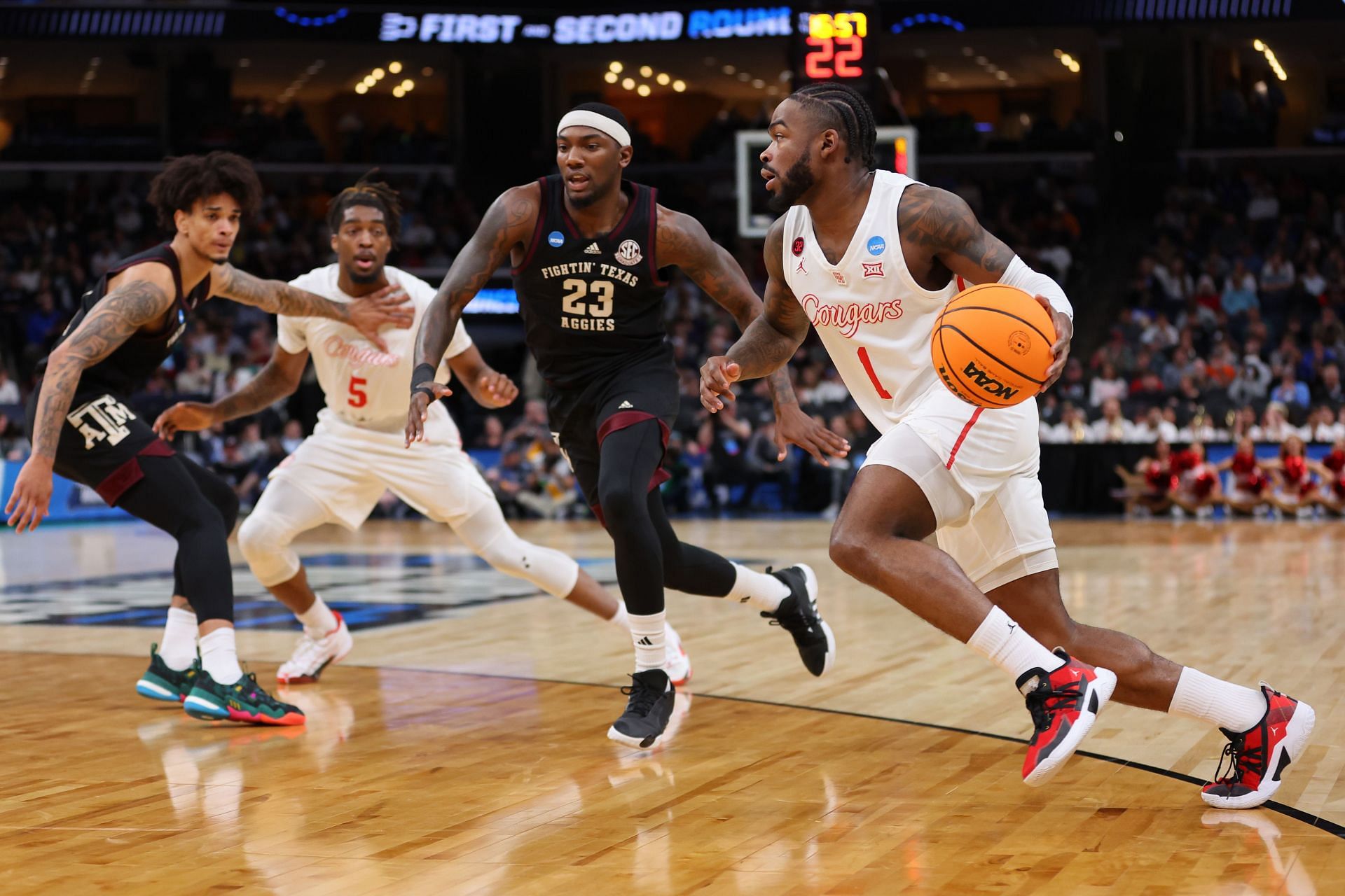 Jamal Shead will lead Houston against Duke in perhaps the most interesting battle of the Sweet 16.