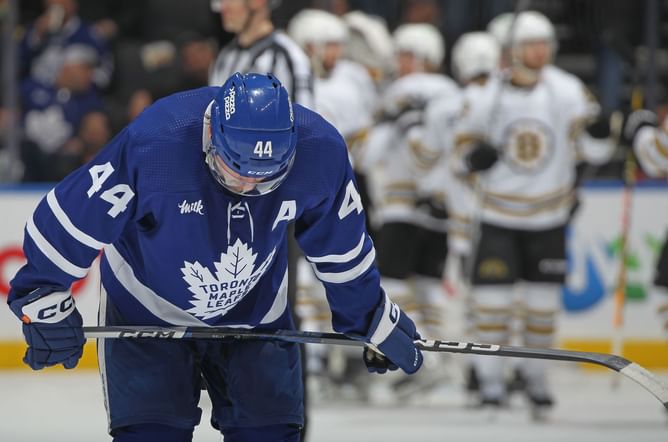 Toronto Maple Leafs playoff picture: How does a 5-4 loss to Carolina Hurricanes affect their playoff chances?