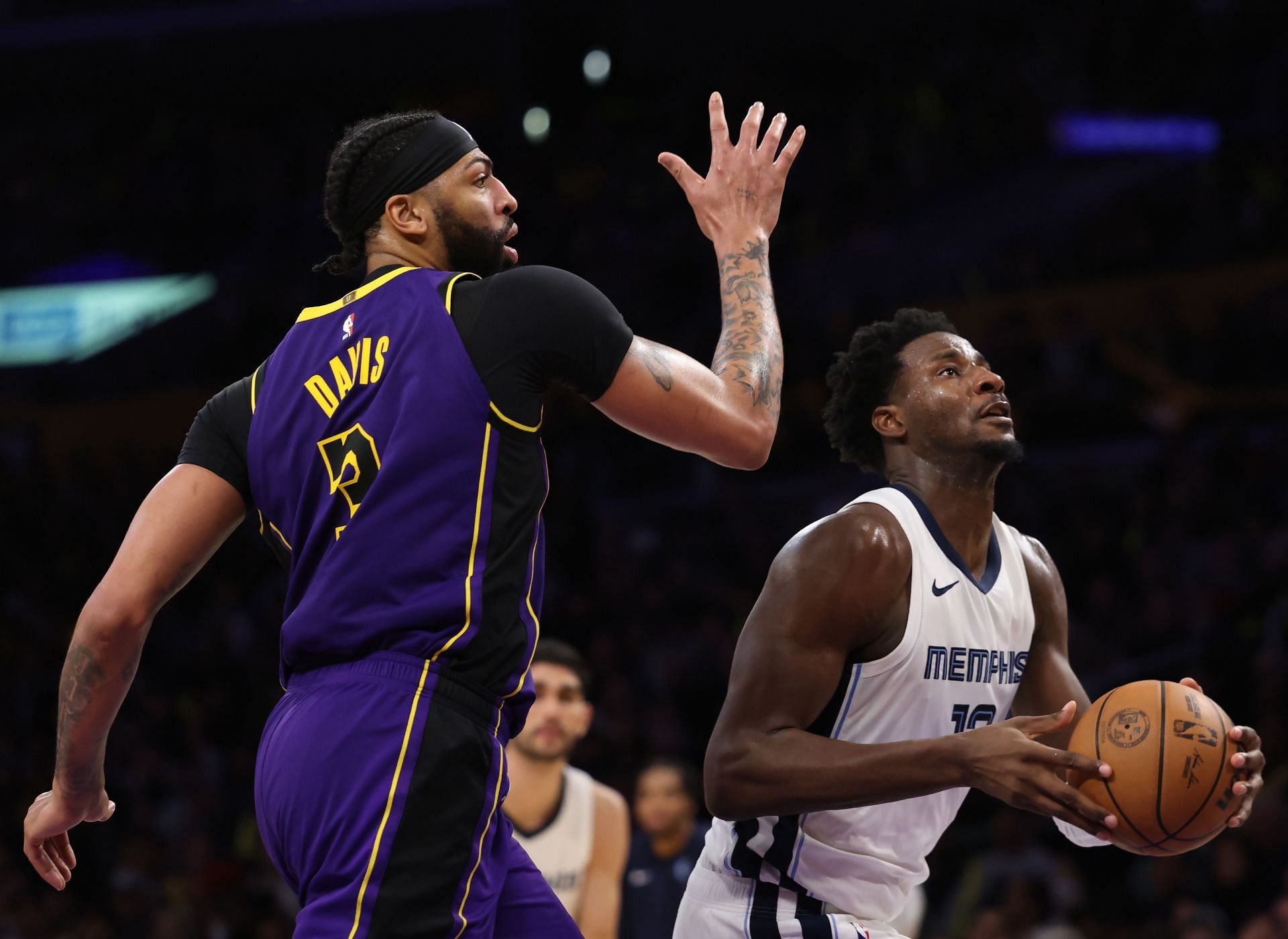 Memphis Grizzlies v Los Angeles Lakers