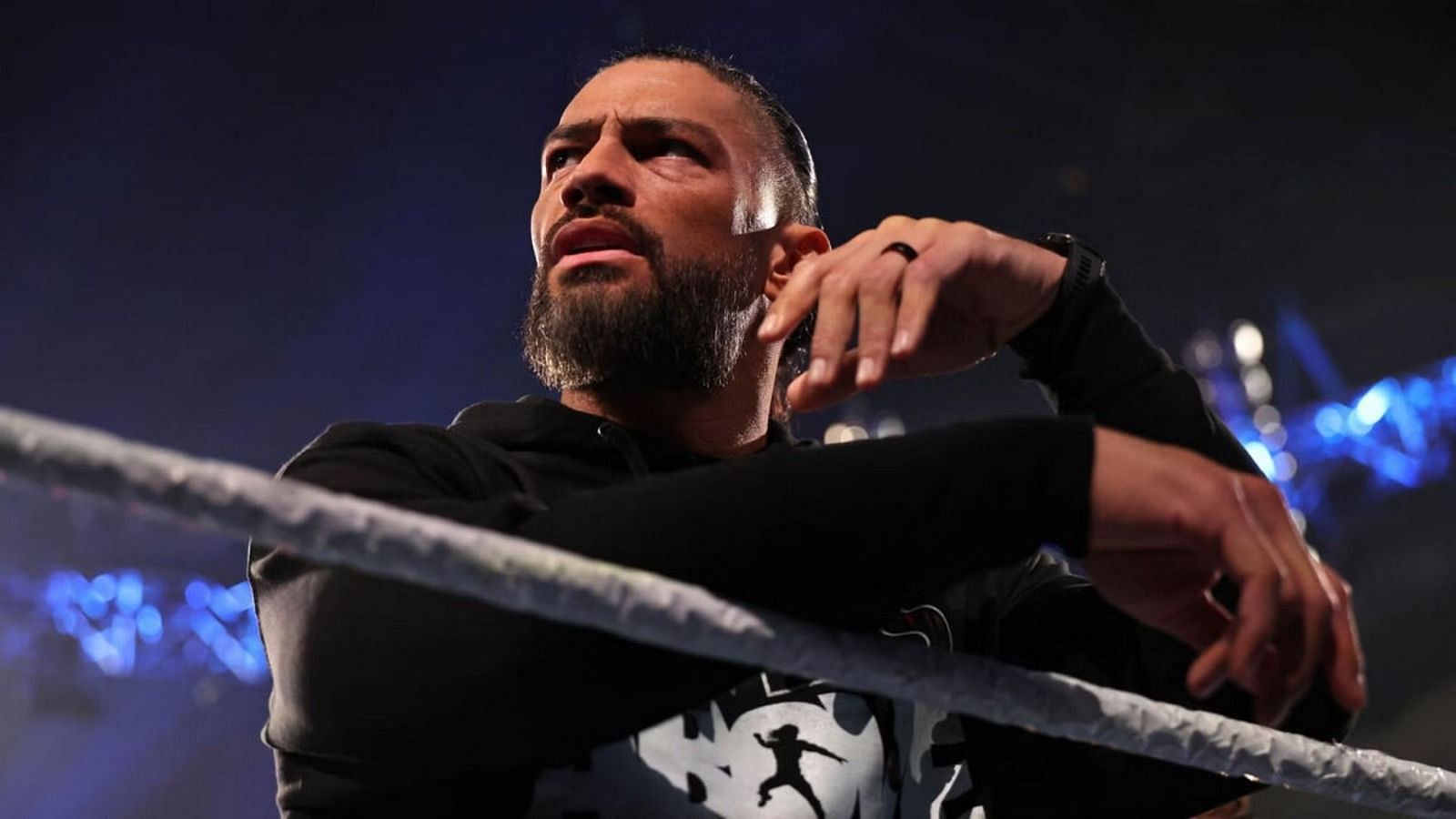 WWE स्टार एलए नाइट ने रोमन रेंस के साथ मैच को लेकर बड़ा बयान दिया है
