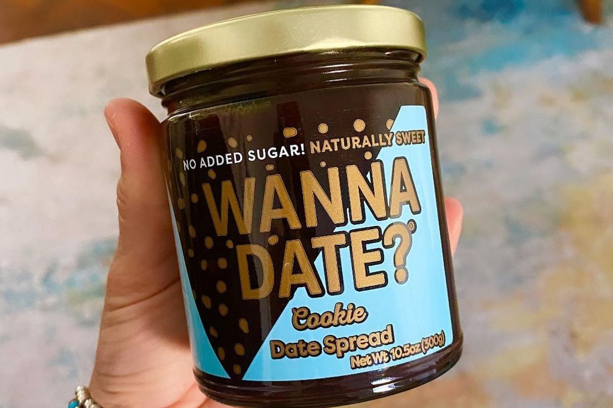 Wanna Date? date spread by Melissa Bartow (Image via Instagram/@eatwannadate)