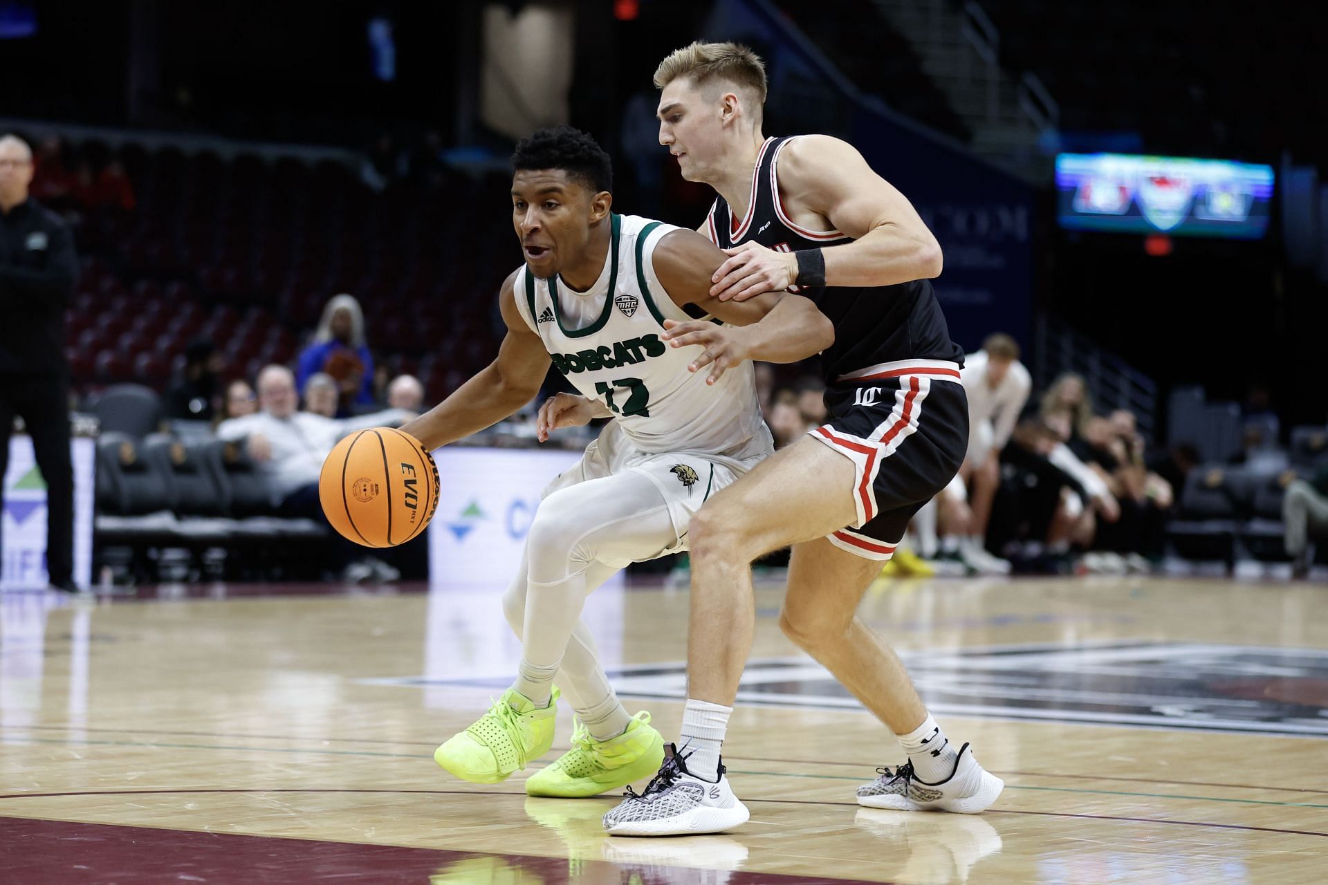 Legends of Basketball Showcase - Ohio v Davidson