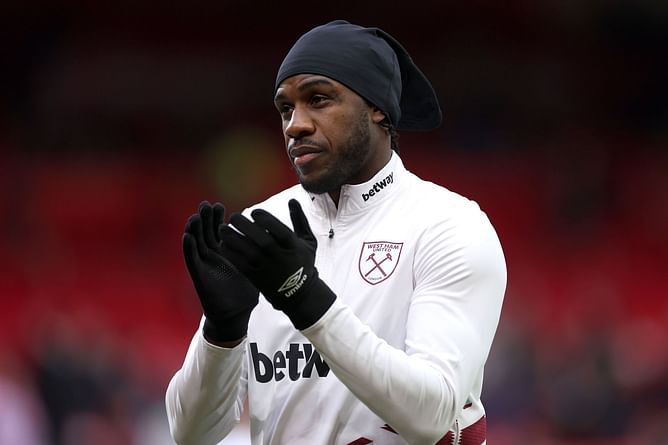 "Unbelievable how delusional these people are" - Michail Antonio takes hilarious dig at Arsenal fans and reveals his family are Gooners