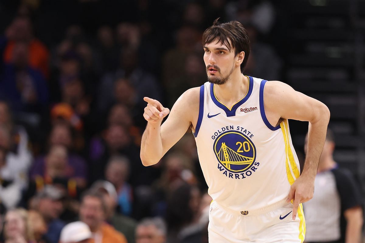 How much is Dario Saric paid?