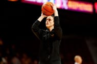 Caitlin Clark warming up
