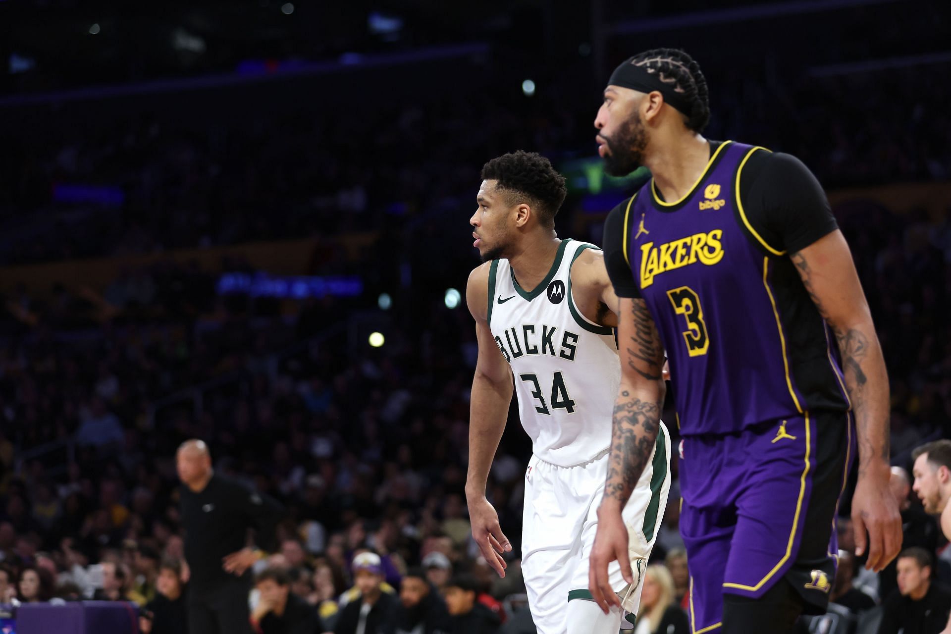 Is Anthony Davis Playing Tonight Against Minnesota Timberwolves? Lakers ...