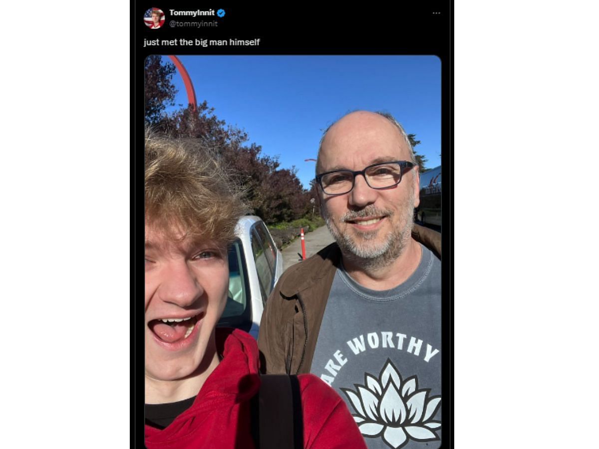 Thomas shares selfie with Techno&#039;s dad (Image via X)