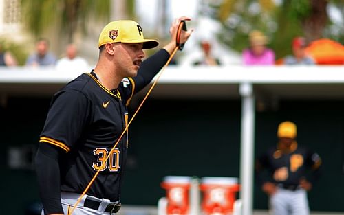 Paul Skenes struck out Enrique Bradfield Jr. and Jackson Holliday on nine pitches total.