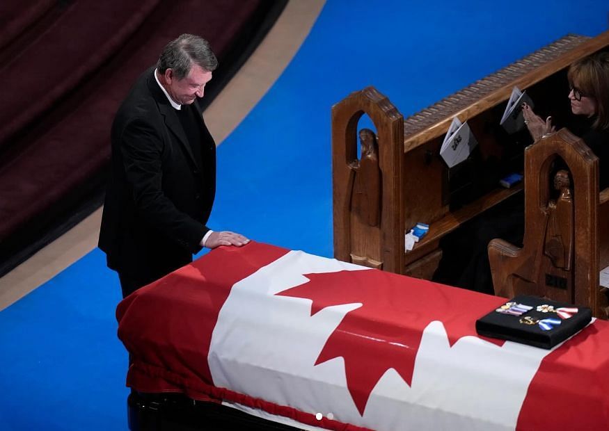 Wayne Gretzky attends ex-Canadian PM Brian Mulroney