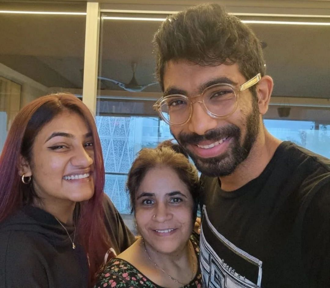 Jasprit Bumrah with his sister and mother