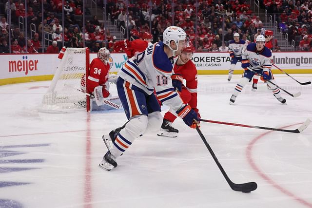 Edmonton Oilers v Detroit Red Wings