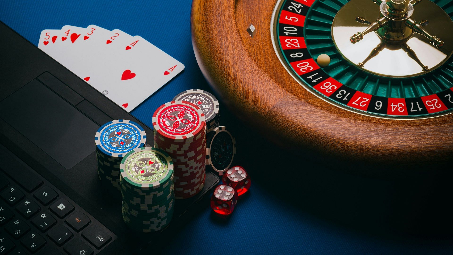 Gambling addiction treatment to save your bucks (Image by Aidan Howe/Unsplash)
