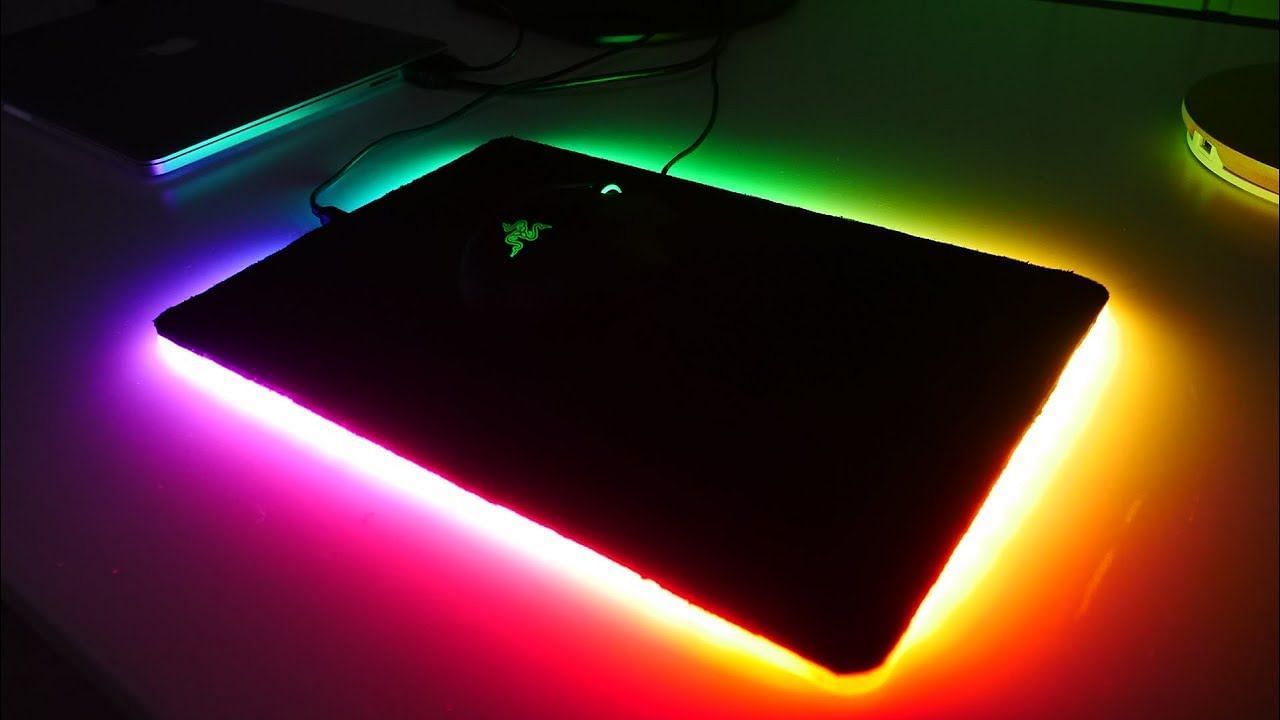 Most RGB gaming mouse pads require an additional power source to operate (Image via YouTube/Nerdforge)
