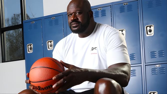 WATCH: Shaquille O'Neal shaves off stress on solo Abu Dhabi boat cruise