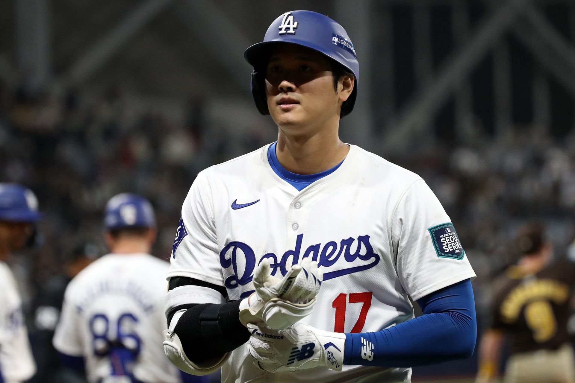 Shohei Ohtani and the Dodgers are 1-1