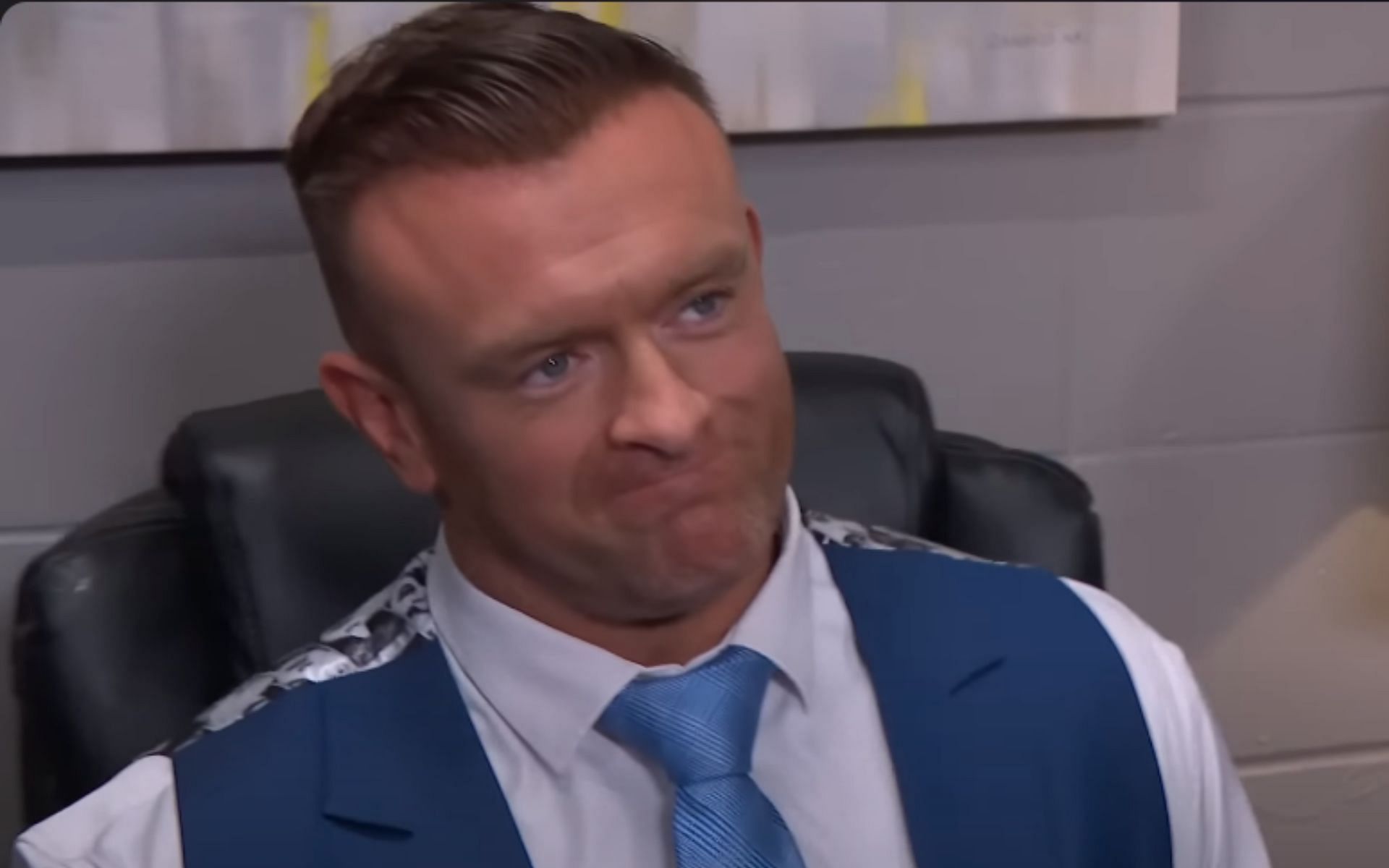 Nick Aldis forced to save WrestleMania title challenger from brutal assault on SmackDown