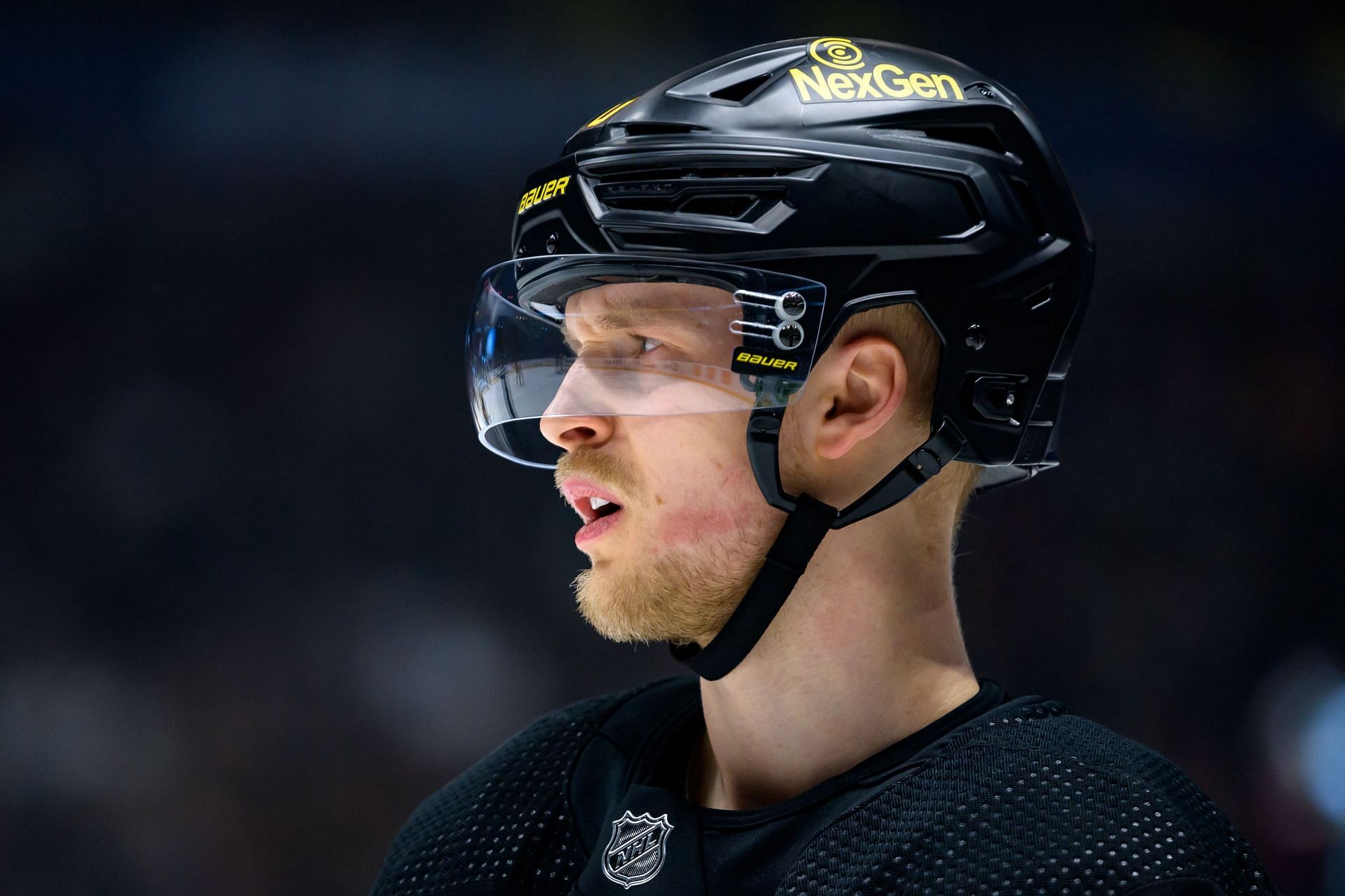 Elias Pettersson contract extension Canucks star bags massive eight