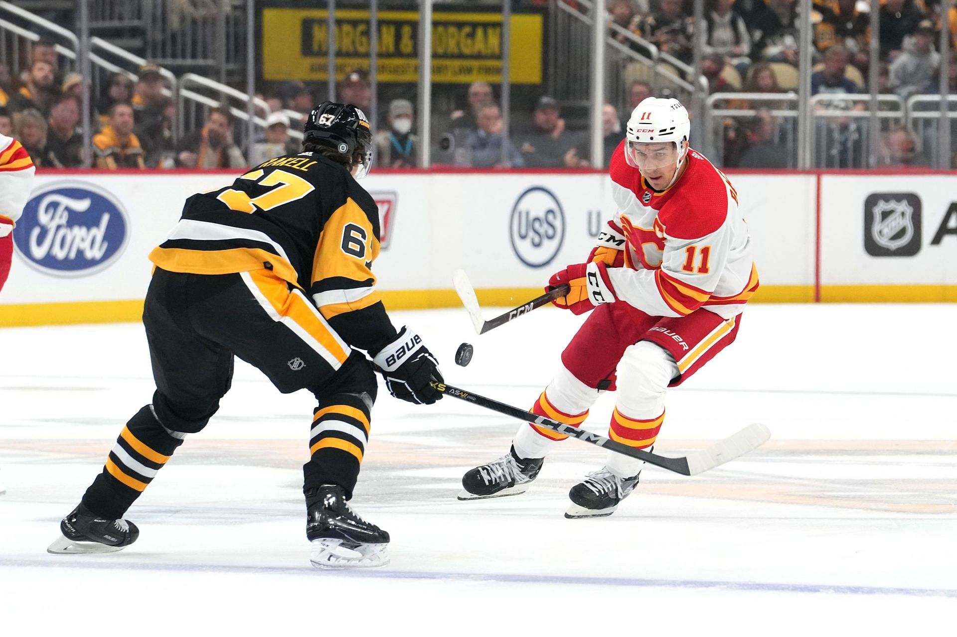 Calgary Flames v Pittsburgh Penguins