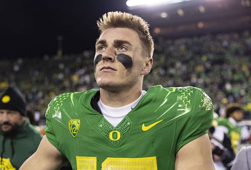 Bo Nix at Oregon State v Oregon