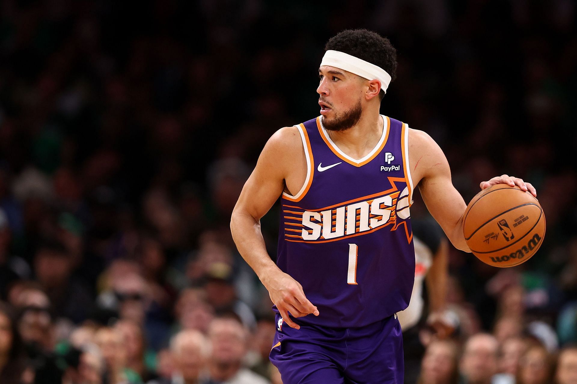 The Phoenix Suns improved to No. 7 in the Western Conference.