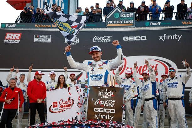 Kyle Larson achieves victory at the 2023 Toyota Owners 400.