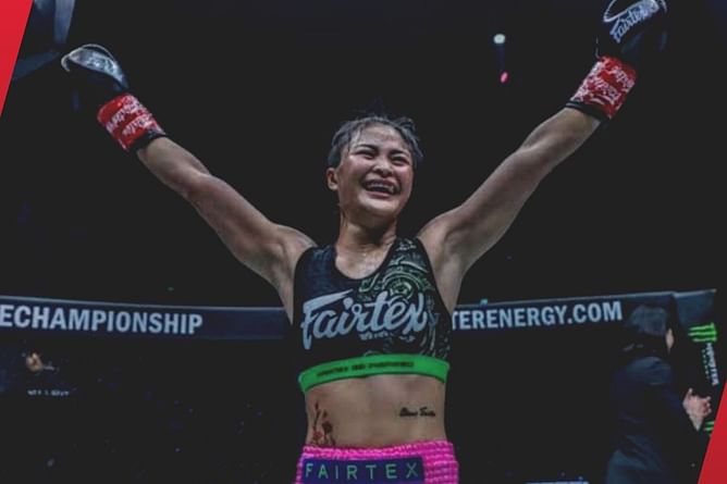 “She’s built different” - Fans mesmerized by how atomweight MMA queen Stamp brushes off pain in gut-wrenching core training