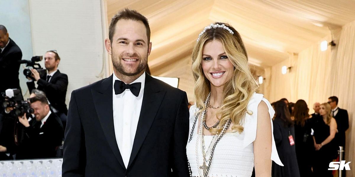Brooklyn Decker said on Monday that she will give Andy Roddick &quot;baby no. 3&quot;