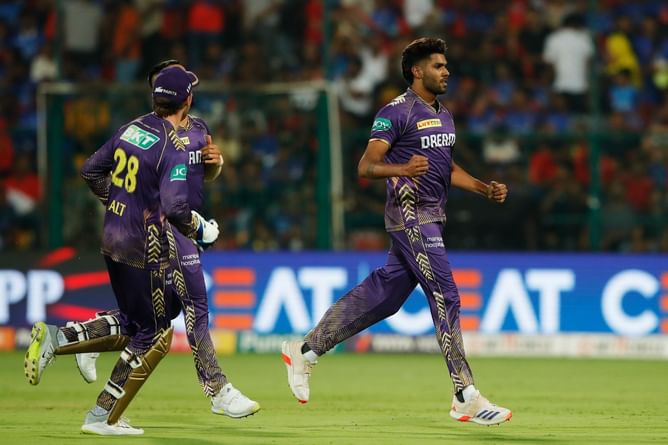 [Watch] Harshit Rana concedes six, gets Faf du Plessis next ball in RCB vs KKR IPL 2024 clash