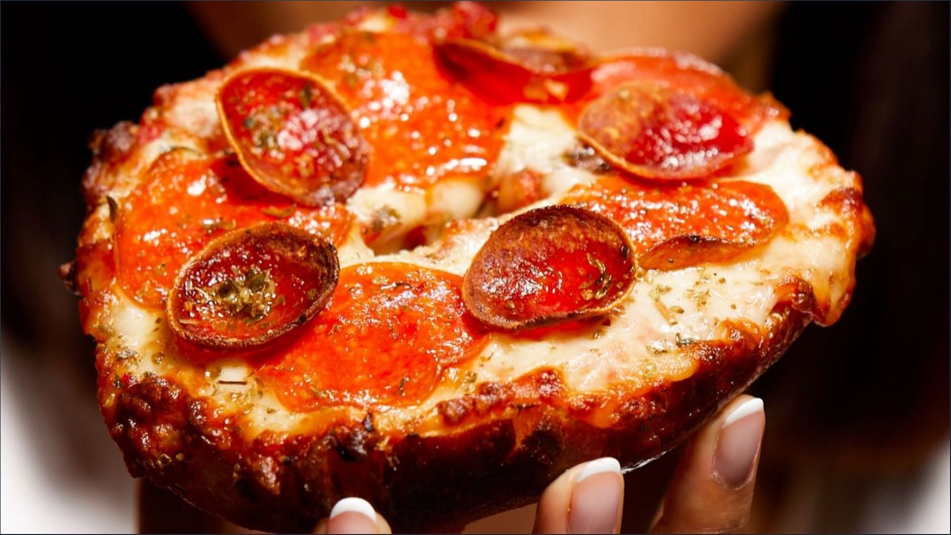 Pizza Hut introduces all-new Big New Yorker Pizza Bagel  (Image via Yeastie Boys / Pizza Hut)