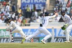 "We didn't give wickets to Muralitharan and Shane Warne but we succumb to new spinners" - Aakash Chopra on India's struggles against England spinners