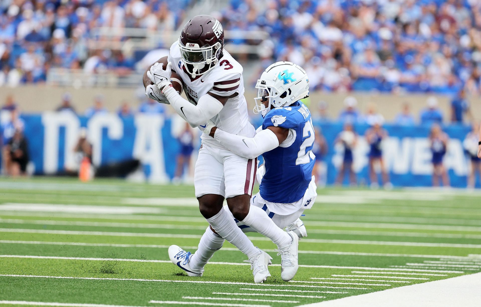 Andru Phillips: Eastern Kentucky v Kentucky