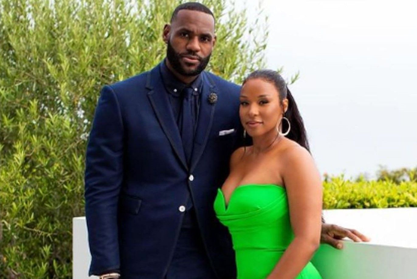 Savannah James was emotional over the closure of the steakhouse where she and LeBron James had their first date.