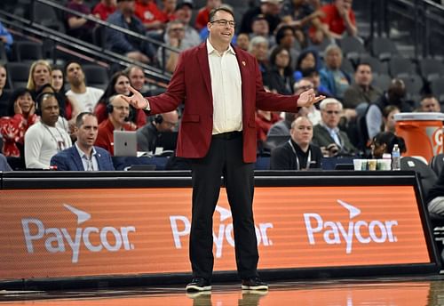 Jerod Haase of the Stanford Cardinal men's basketball team