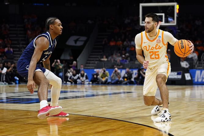Tennessee vs. Purdue Predictions & injury report: Latest on Santiago Vescovi and more (March 31)